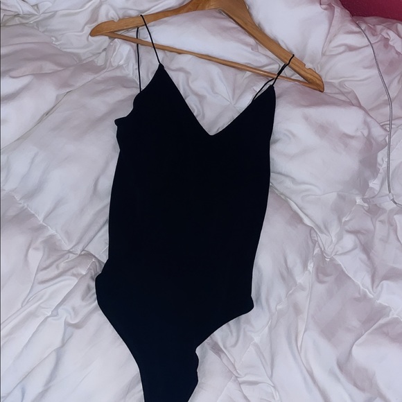 ✨ Plunge Dressy Bodysuit - Picture 2 of 9